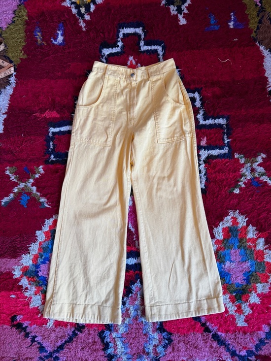 Vintage Denim - 70s Vintage Butter Yellow High waisted Jeans Sz XS
